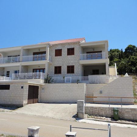 Apartments Aferdita Račišće Extérieur photo