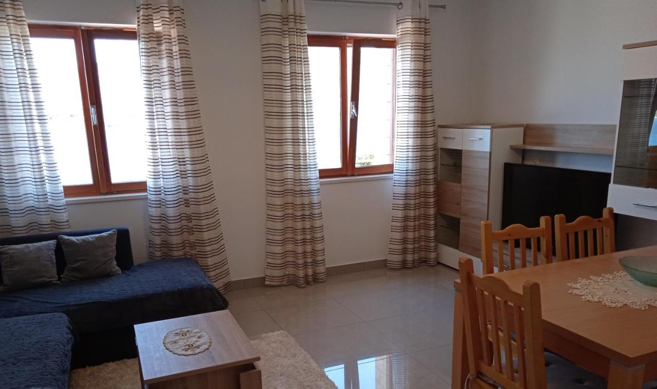 Apartments Aferdita Račišće Extérieur photo