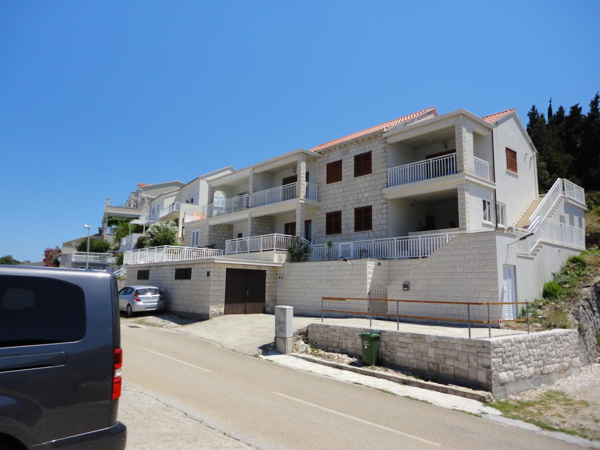 Apartments Aferdita Račišće Extérieur photo